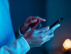 Mobile marketing: Saiba o que é e como funciona